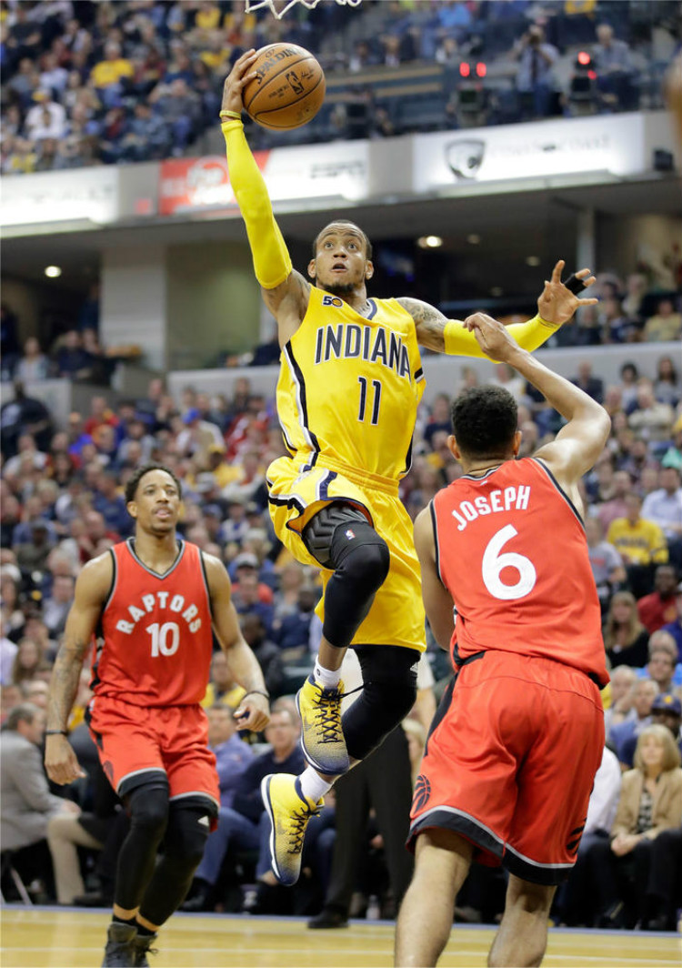 NBA ：勇士客场134比125险胜灰熊，媒体预测季后赛首轮极有可能对阵湖人队.